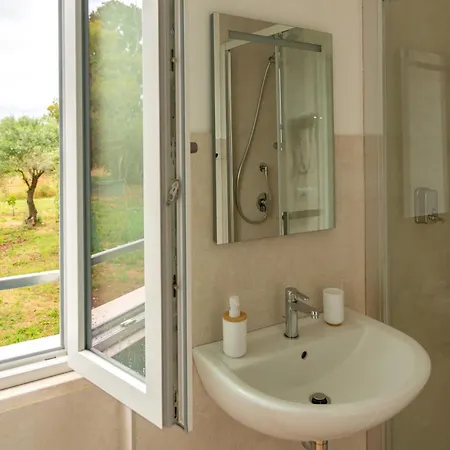 Airport Bedrooms Penzion Alghero