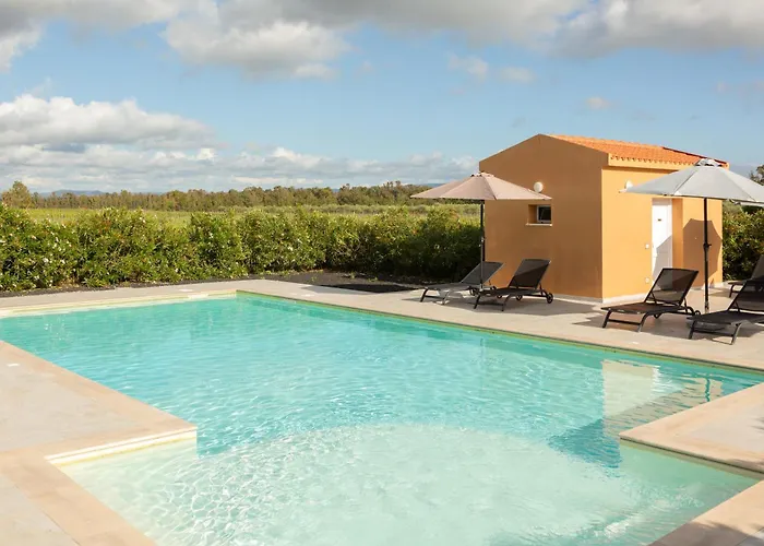 Gasthuis Airport Bedrooms 3*